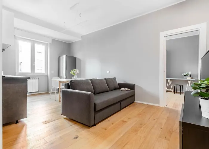 Joivy Charming Flat With Desk