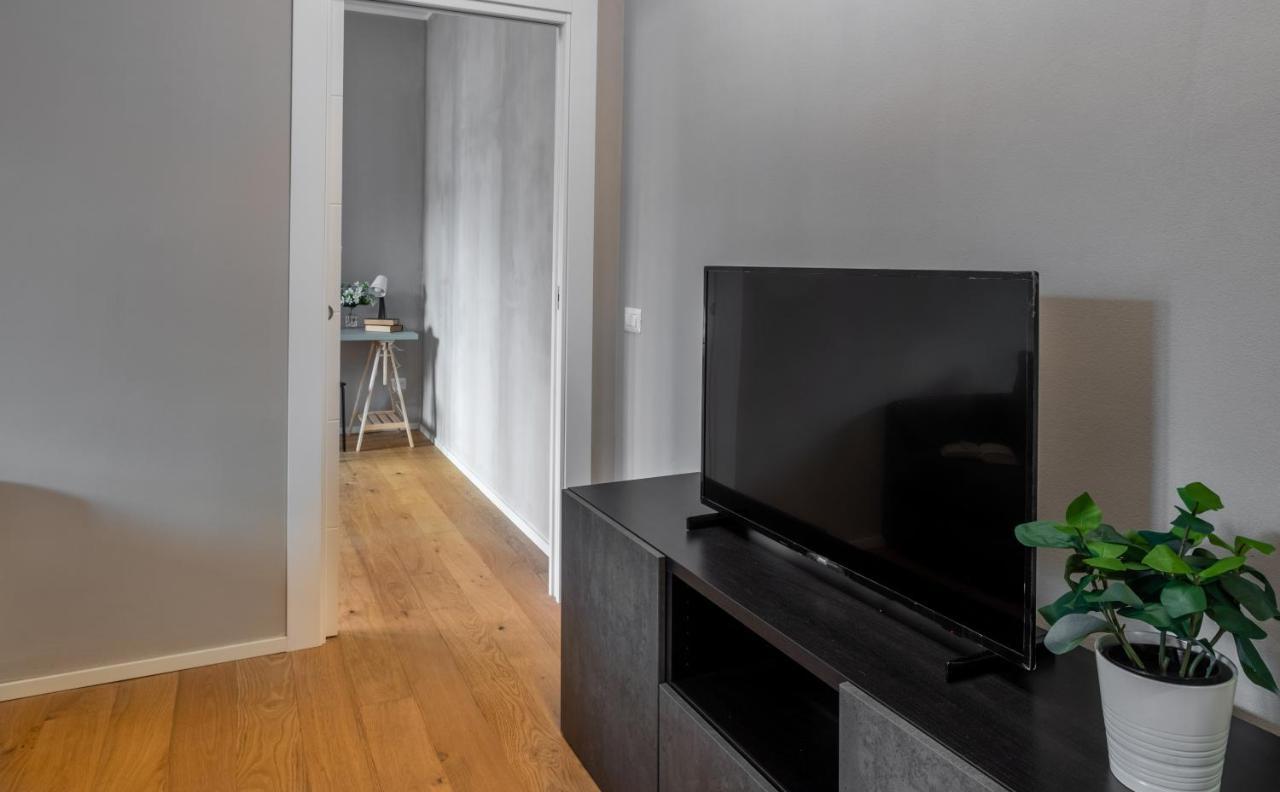 Apartment Joivy Charming Flat With Desk *