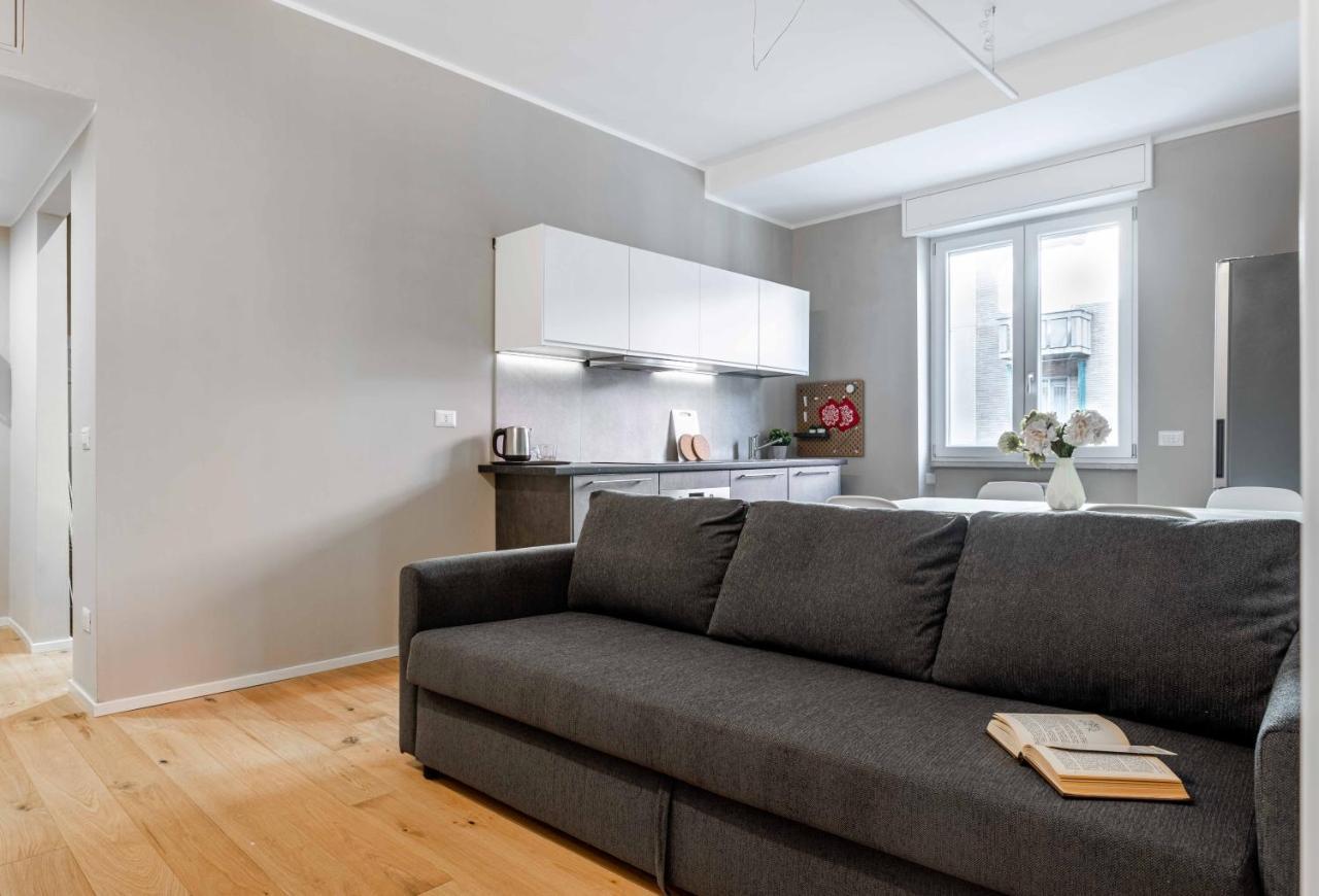 Joivy Charming Flat With Desk * Milan
