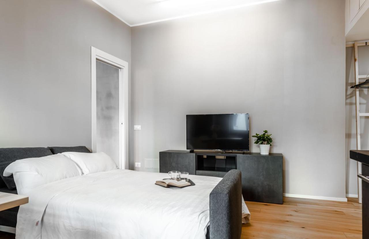Apartment Joivy Charming Flat With Desk Milan